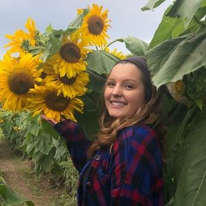 Meet your Posher, Megan